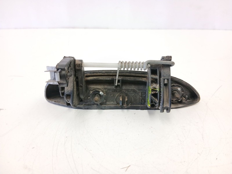 Recambio de manilla delantera izquierda para dacia logan (ls_) 1.4 (lsoa, lsoc, lsoe, lsog) referencia OEM IAM 7700433075  