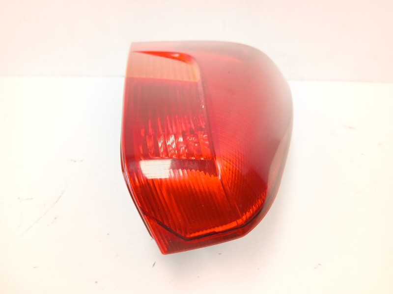 Recambio de piloto trasero izquierdo para dacia logan (ls_) 1.4 (lsoa, lsoc, lsoe, lsog) referencia OEM IAM 6001546794  