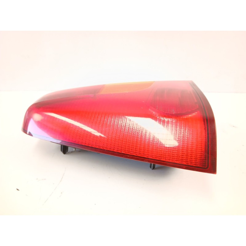 Recambio de piloto trasero izquierdo para dacia logan (ls_) 1.4 (lsoa, lsoc, lsoe, lsog) referencia OEM IAM 6001546794  