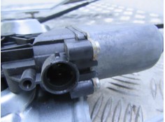 Recambio de elevalunas elec. del. dch. : renault clio : 1.1 g (100,61cv) [2010] para renault clio 1.1 g referencia OEM IAM 82002 2