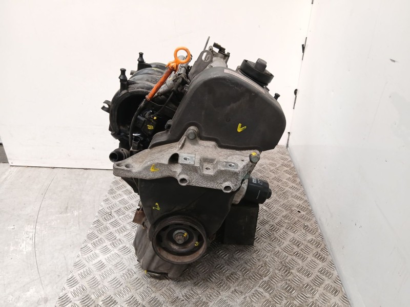 Recambio de motor gasolina para volkswagen golf iv (1j1) 1.6 16v referencia OEM IAM AZD  