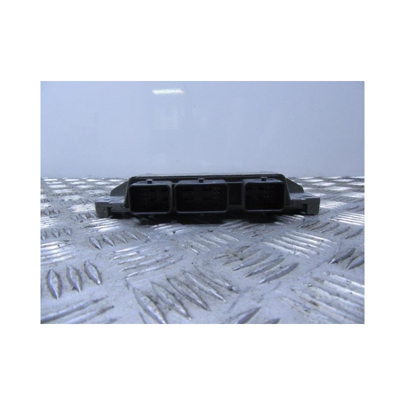 Recambio de centralita : renault clio : 1.1 g (100,61cv) [2010] para renault clio 1.1 g referencia OEM IAM 8201077701  