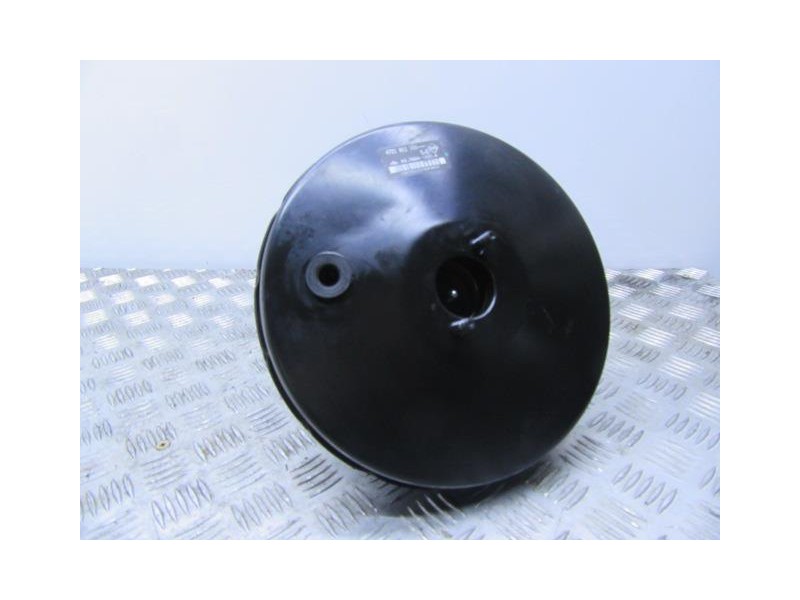 Recambio de servofreno : renault clio : 1.1 g (100,61cv) [2010] para renault clio 1.1 g referencia OEM IAM 472101170R  