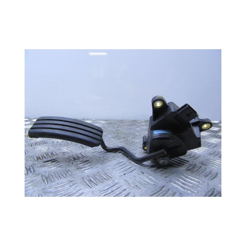 Recambio de potenciómetro aceleración : renault clio : 1.1 g (100,61cv) [2010] para renault clio 1.1 g referencia OEM IAM 820029