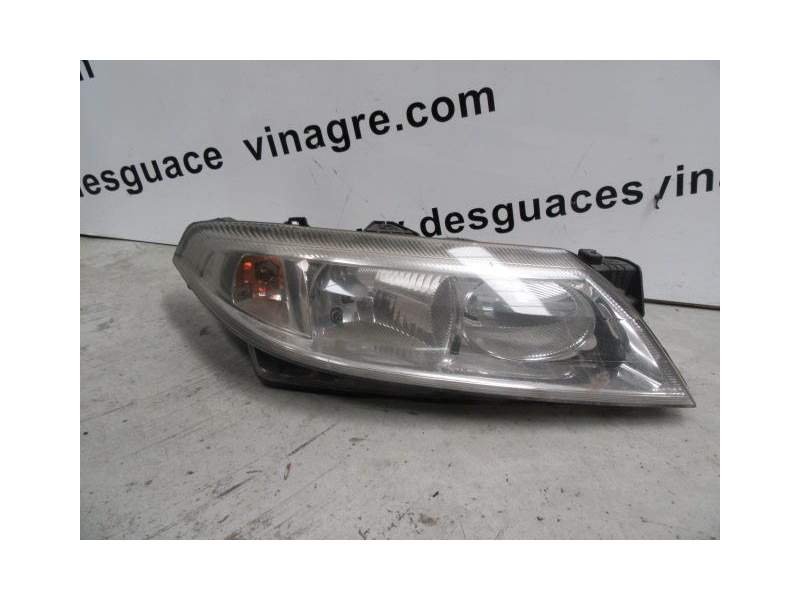 Recambio de faro derecho para renault laguna ii grandtour (kg0/1_) 1.9 dci (kg0g) referencia OEM IAM   