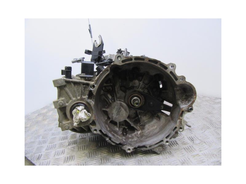 Recambio de cambio 5v (td/tdi) : hyundai getz : 1.5 crdi (88,37cv) 5p [2008] para hyundai getz 1.5 crdi referencia OEM IAM B7175