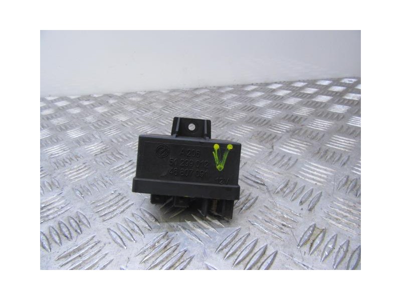 Recambio de caja calentadores : fiat stilo : 1.9 jtd [2004] para fiat stilo 1.9 jtd referencia OEM IAM 51299012  
