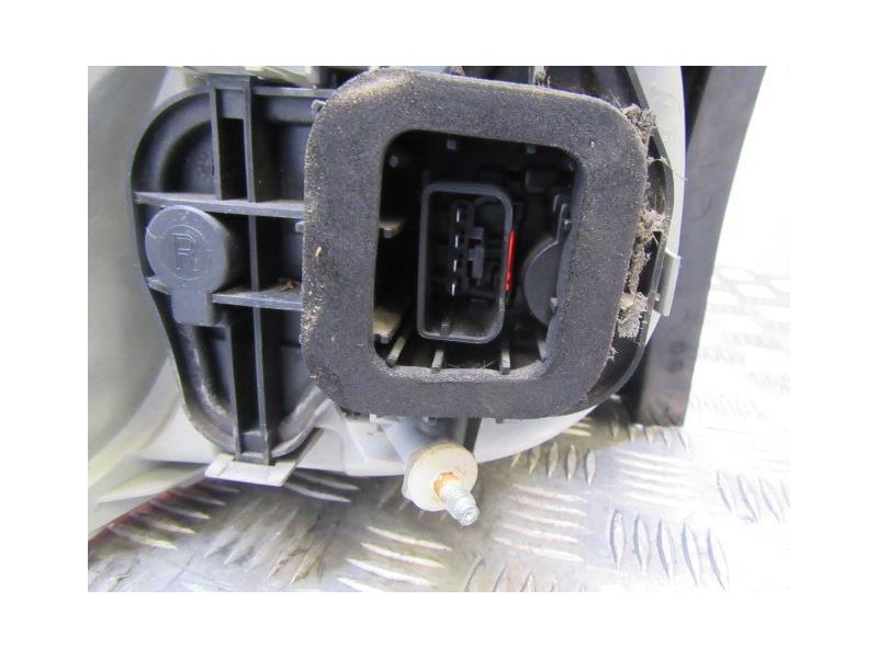 Recambio de piloto trasero dch. : volkswagen golf : 2.0 tdi (140,04cv) [2007] para volkswagen golf 2.0 tdi referencia OEM IAM   