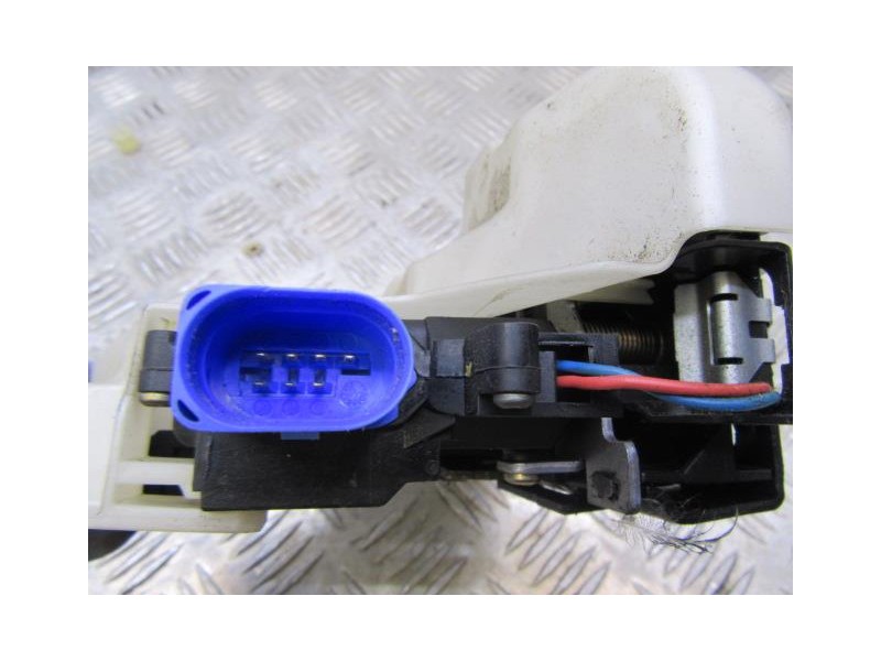 Recambio de cerradura pta. tras. izq. : volkswagen golf : 2.0 tdi (140,04cv) [2007] para volkswagen golf 2.0 tdi referencia OEM 