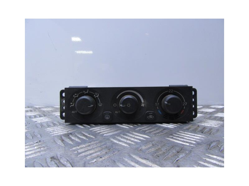 Recambio de mandos calefaccion : mitsubishi montero : 3.2 did (164,51cv) [2001] para mitsubishi montero 3.2 did referencia OEM I