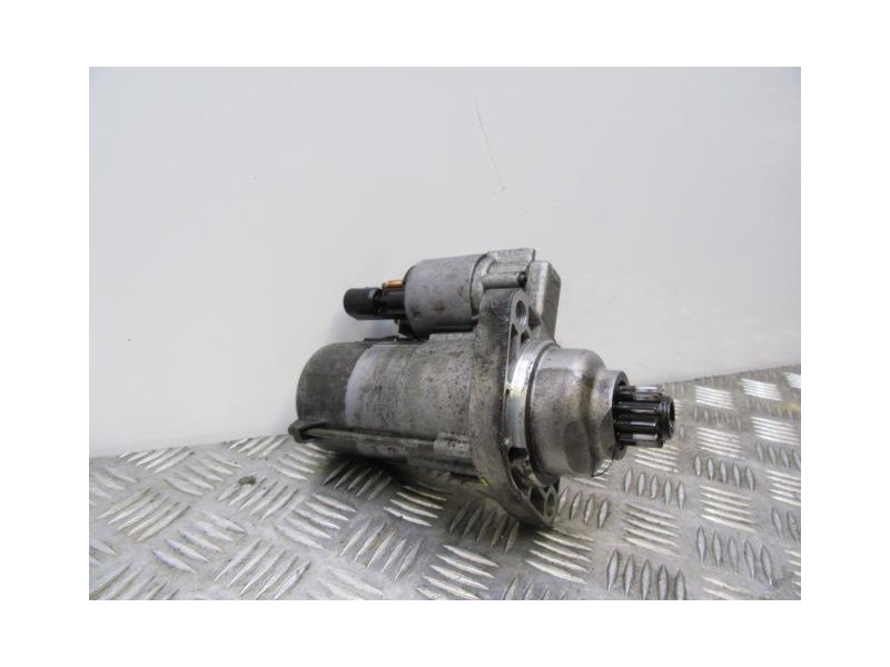 Recambio de motor arranque : volkswagen golf : 2.0 tdi (140,04cv) [2007] para volkswagen golf 2.0 tdi referencia OEM IAM   