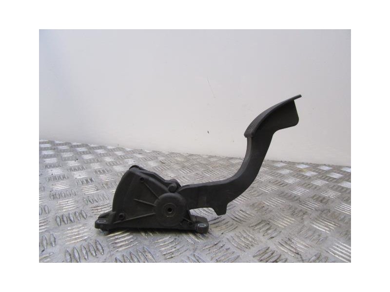 Recambio de potenciómetro aceleración : mazda 3 : 1.6 td (108,77cv) [2006] para mazda 3 1.6 td referencia OEM IAM 6PV008641-01  