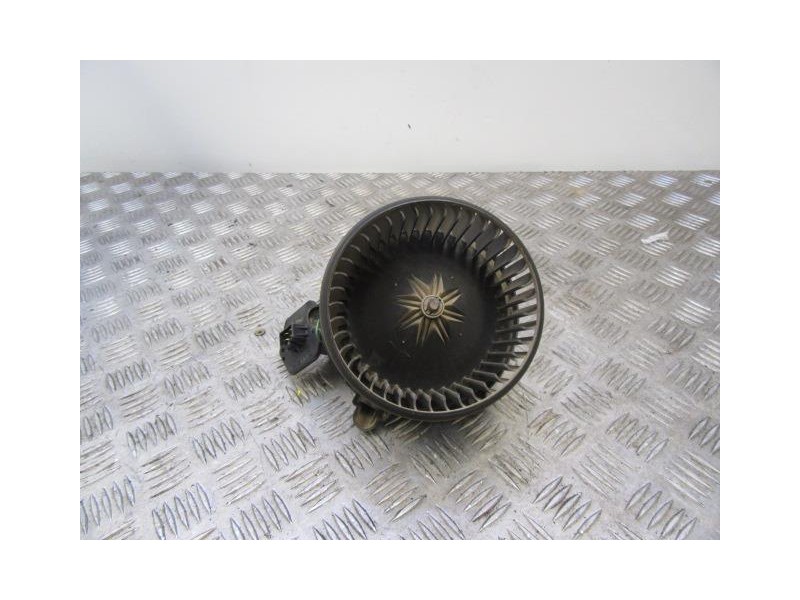 Recambio de motor calefaccion : kia rio : 1.5 g (98,03cv) [2002] para kia rio 1.5 g referencia OEM IAM   