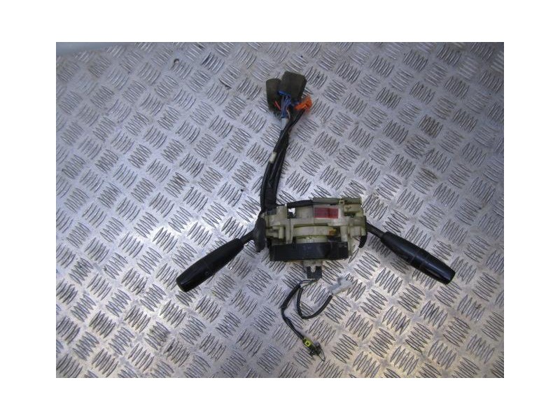 Recambio de mando luces y limpias : kia rio : 1.5 g (98,03cv) [2002] para kia rio 1.5 g referencia OEM IAM 0K30C66120A  