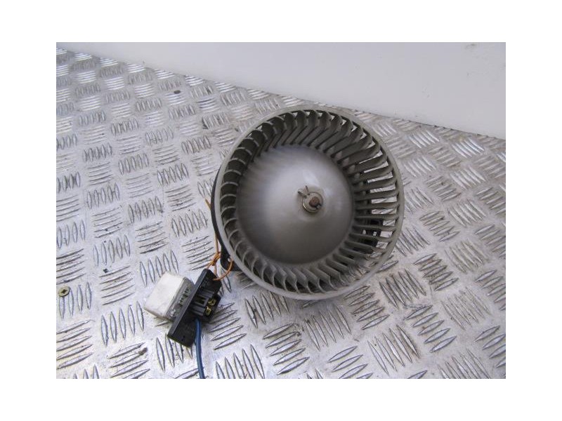 Recambio de motor calefaccion : mazda mx3 : 1.6 g (107,41cv) [1998] para mazda mx3 1.6 g referencia OEM IAM 194000-0351  