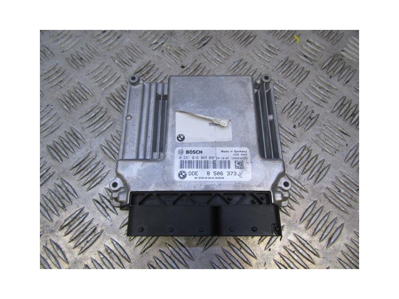 Recambio de centralita : bmw x3 : 2.0 td (177cv) 6v [2009] para bmw x3 2.0 td 6v referencia OEM IAM 0281016065  