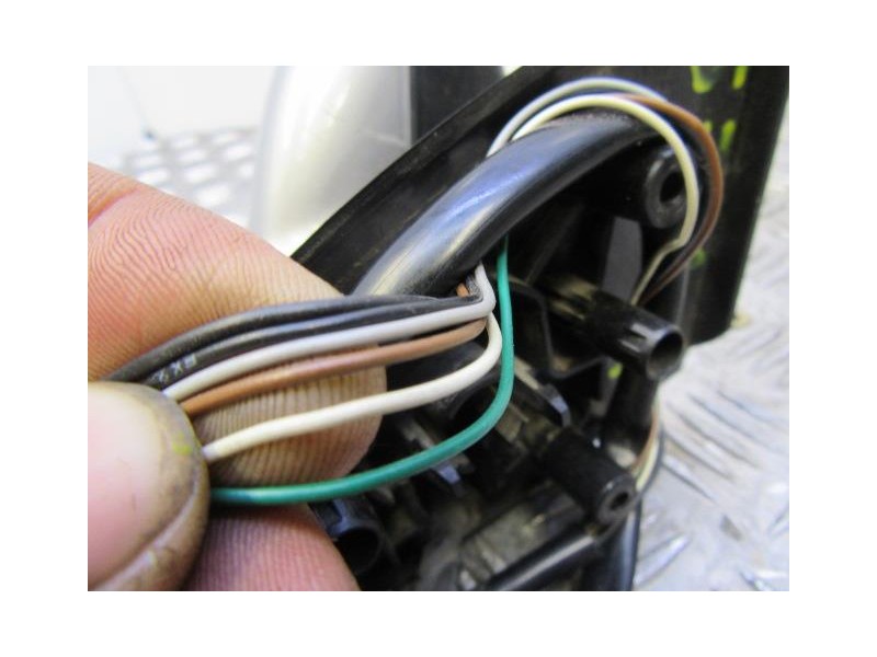 Recambio de retrovisor dch : peugeot 307 : 2.0 d (107,41cv) [2003] para peugeot 307 2.0 d referencia OEM IAM ELECTRICO6CABLES  