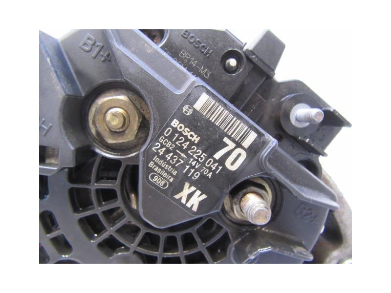 Recambio de alternador : opel corsa : 1.2 g (80,22cv) [2005] para opel corsa 1.2 g referencia OEM IAM 012422504170ABOSCH  