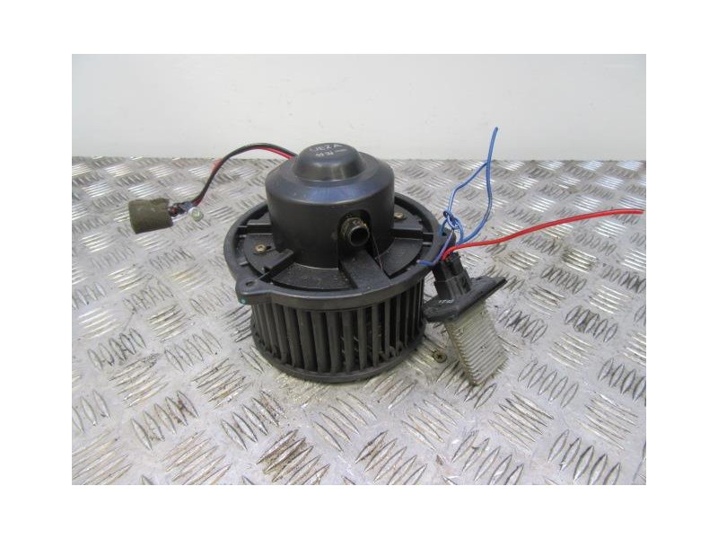 Recambio de motor calefaccion : hyundai accent : 1.3 g (84,30cv) [1999] para hyundai accent 1.3 g referencia OEM IAM CONREISTENC