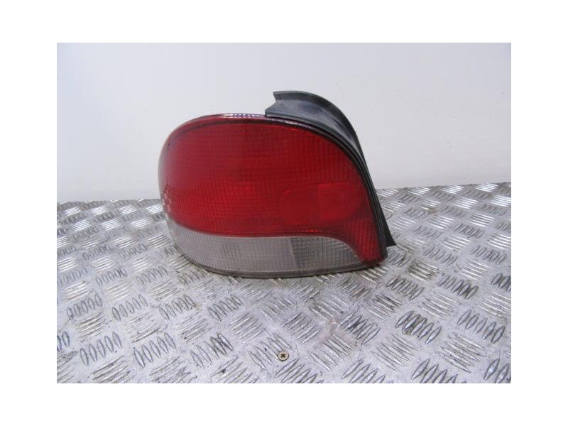 Recambio de piloto trasero izq. : hyundai accent : 1.3 g (84,30cv) [1999] para hyundai accent 1.3 g referencia OEM IAM   