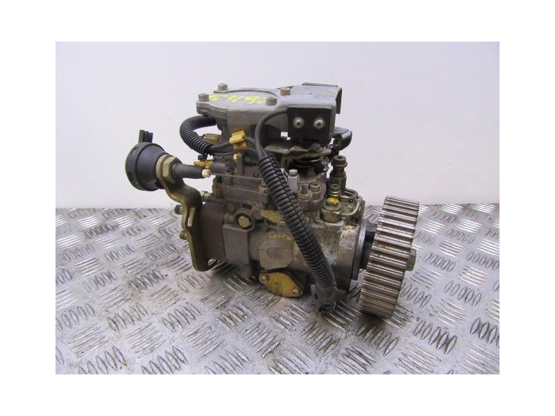 Recambio de bomba inyec. diesel : renault laguna : 2.2 d (83,34cv) [1996] para renault laguna 2.2 d referencia OEM IAM 046049433