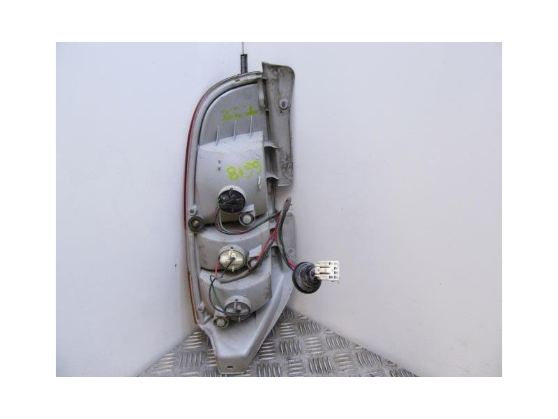 Recambio de piloto trasero izq. : hyundai atos : 1.0 g (54,38cv) [2000] para hyundai atos 1.0 g referencia OEM IAM   
