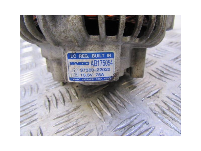 Recambio de alternador : hyundai accent : 1.3 g (84,30cv) [1999] para hyundai accent 1.3 g referencia OEM IAM AB17505475A  