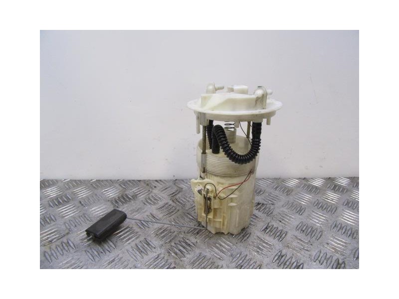 Recambio de bomba gasolina / aforadores : renault megane : 2.0 d (149,56cv) [2006] para renault megane 2.0 d referencia OEM IAM 