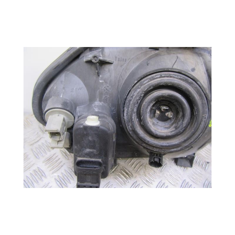 Recambio de faro izq. : renault clio : 1.9 d (63,90cv) [2001] para renault clio 1.9 d referencia OEM IAM   