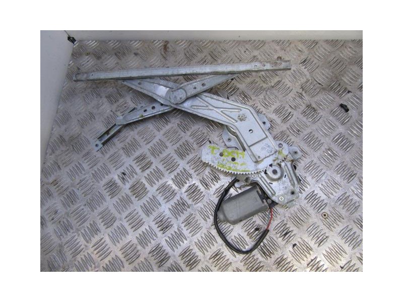 Recambio de elevalunas elec. tra. dch. : rover 420 : 2.0 d (104,69cv) [1996] para rover  420 2.0 d referencia OEM IAM ELECTRICO 