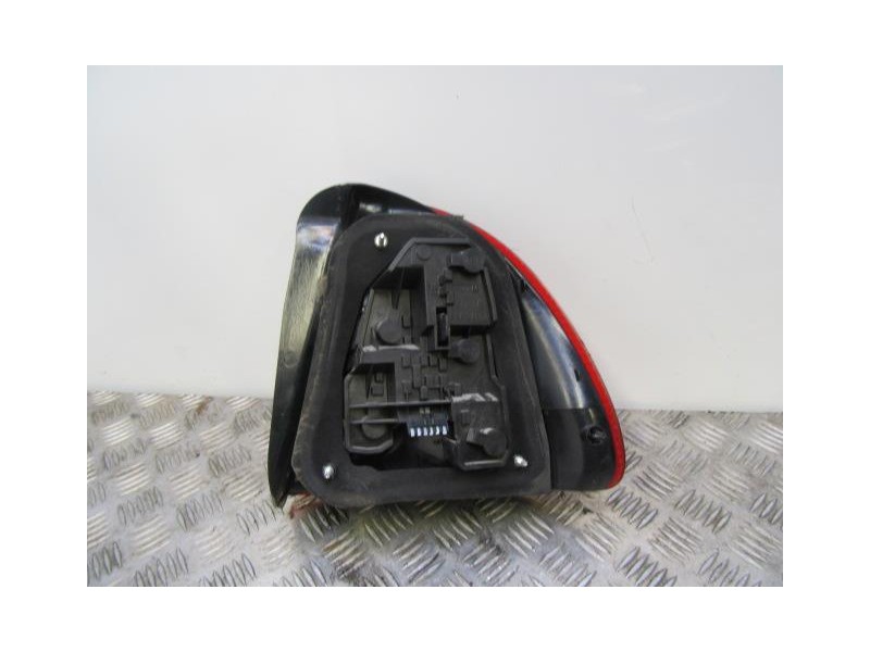 Recambio de piloto trasero izq. : rover 420 : 2.0 d (104,69cv) [1996] para rover  420 2.0 d referencia OEM IAM   