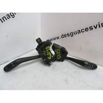 MANDO LUCES Y LIMPIAS LOS DOS 