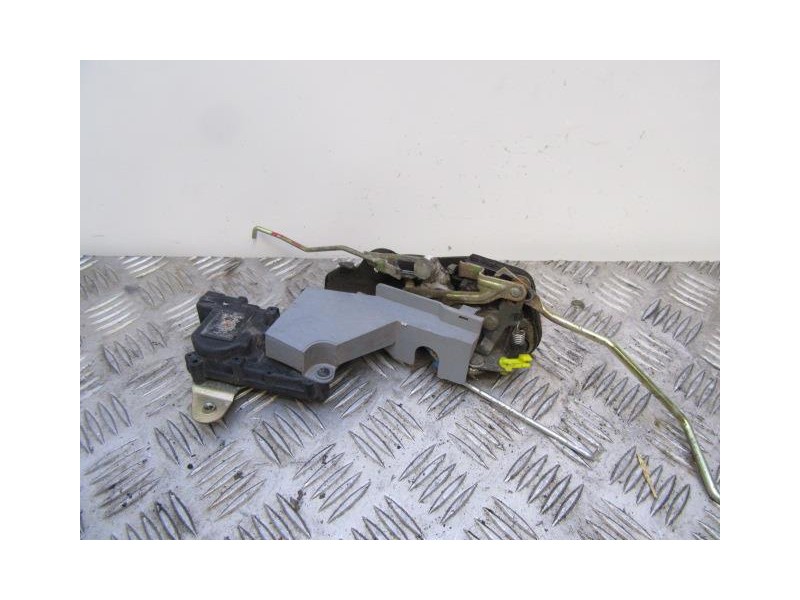 Recambio de cerradura pta. del. dch. : hyundai accent : 1.5 td 3 cilindros (81,98cv) [2003] para hyundai accent 1.5 td 3 cilindr