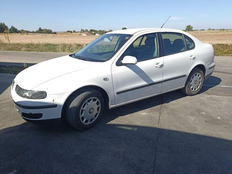 seat toledo ii (1m2) del año 2001