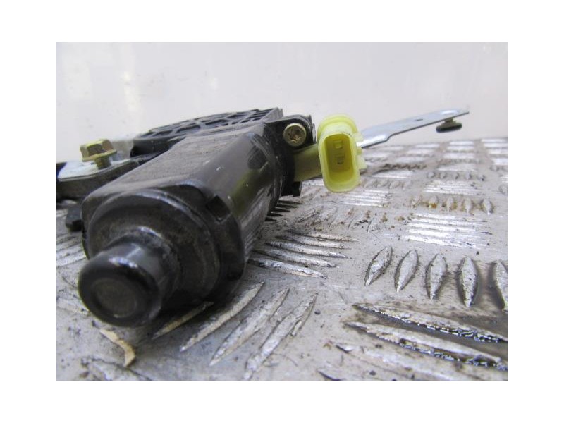 Recambio de elevalunas elec. tra. izq. : hyundai getz : 1.4 g [2005] para hyundai getz 1.4 g referencia OEM IAM ELECTRICO  