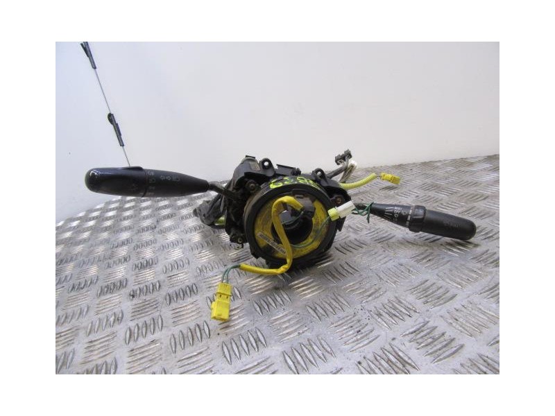 Recambio de mando luces y limpias : opel monterey : 3.0 td (159,07cv) [1999] para opel monterey 3.0 td referencia OEM IAM 897163