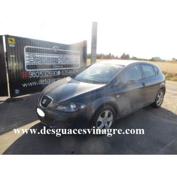 SEAT LEON (1P1)