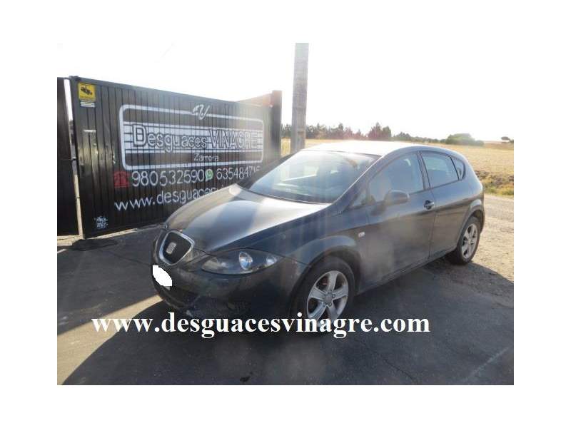 SEAT LEON (1P1)