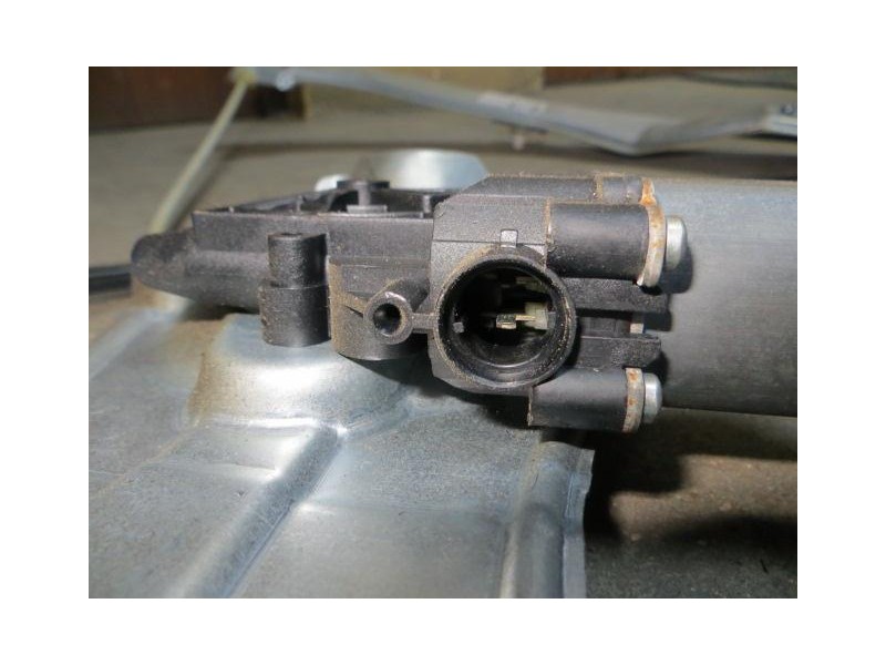 Recambio de elevalunas elec. del. dch. : renault clio : 1.5 dci /k9k t766 (85,68cv) 5p [2006] para renault clio 1.5 dci /k9k t76