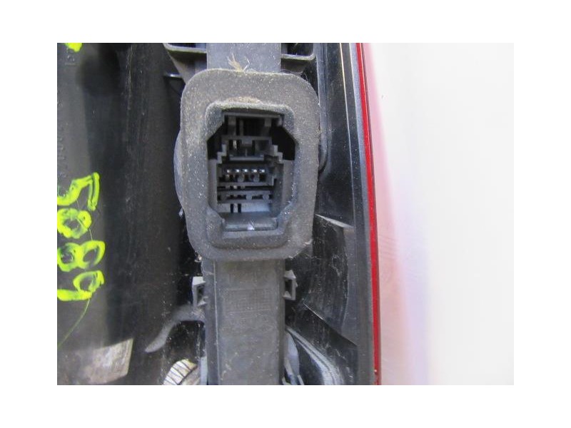 Recambio de piloto trasero izq. : renault espace : 3.0 dci automatica (176,75 cv) [2003] para renault espace 3.0 dci automatica 