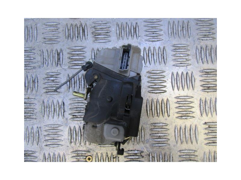 Recambio de cerradura pta. del. dch. : citroen xsara picasso : 1.6 g (95,17cv) [2001] para citroen xsara picasso 1.6 g referenci