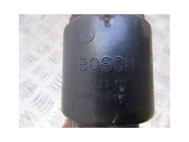 Recambio de motor arranque : bmw 735 : 3.4 g (210,74cv) [1990] para bmw  735 3.4 g referencia OEM IAM 0331303117617BOSCH  
