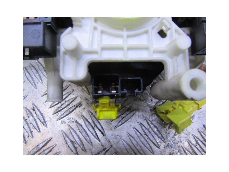 Recambio de mando luces y limpias : hyundai terracan : 2.9 crdi (163,15cv) [2007] para hyundai terracan 2.9 crdi referencia OEM 