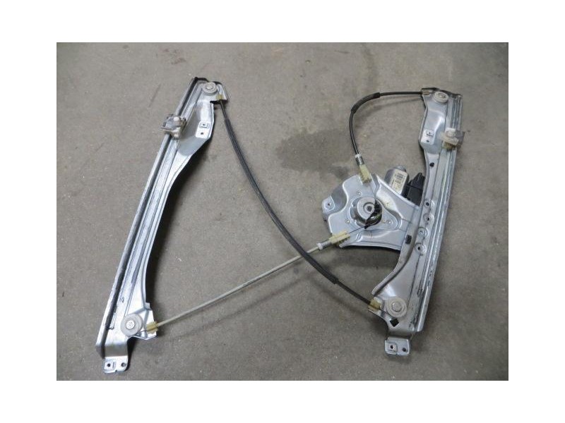 Recambio de elevalunas del-izdo : renault clio : 1.5 dci /k9k t766 (85,68cv) 5p [2006] para renault clio 1.5 dci /k9k t766 refer