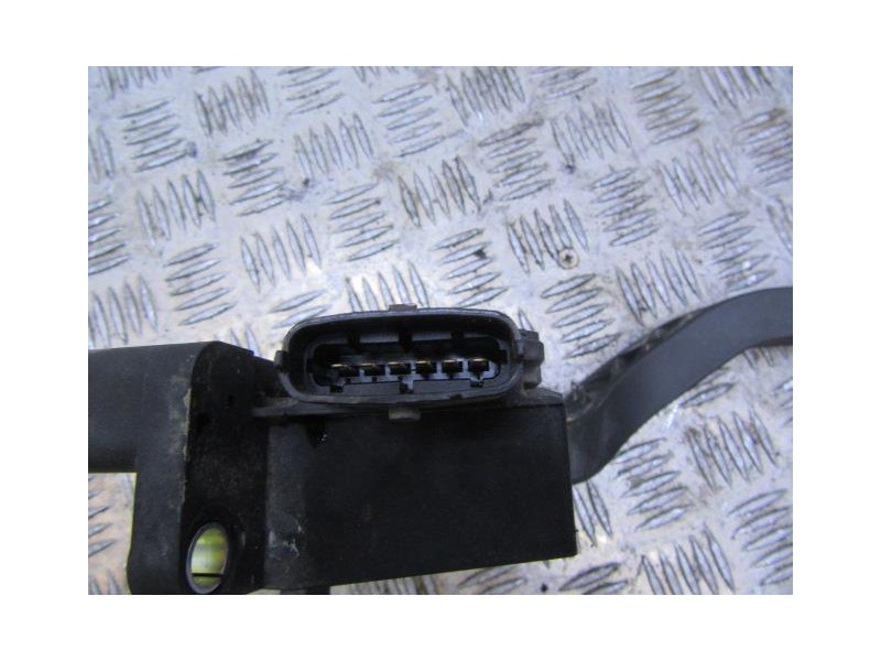 Recambio de potenciómetro aceleración : iveco daily : 2.3 d 35s12 (115,97cv) [2005] para iveco daily 2.3 d 35s12 referencia OEM 