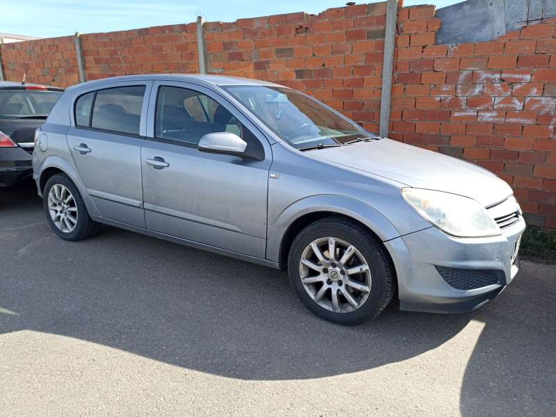 OPEL ASTRA H (A04)