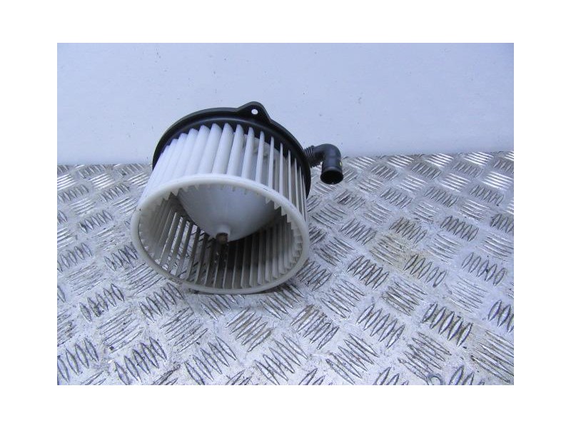 Recambio de motor calefaccion : hyundai elantra : 1.6 g (104,96cv) [2007] para hyundai elantra 1.6 g referencia OEM IAM 97113-2D