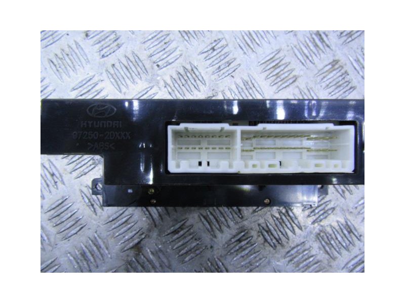 Recambio de mandos calefaccion : hyundai elantra : 1.6 g (104,96cv) [2007] para hyundai elantra 1.6 g referencia OEM IAM 97250-2