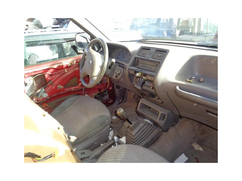 Recambio de carroceria : nissan terrano : 2.7 td [1993] para nissan terrano 2.7 td referencia OEM IAM   