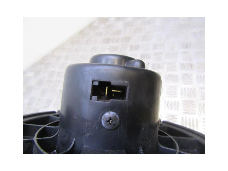 Recambio de motor calefaccion : opel monterey : 3.0 td (159,07cv) [1999] para opel monterey 3.0 td referencia OEM IAM   